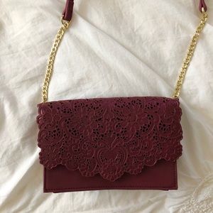 🤍 Old Navy - Cute Cross Body Purse in Burgundy